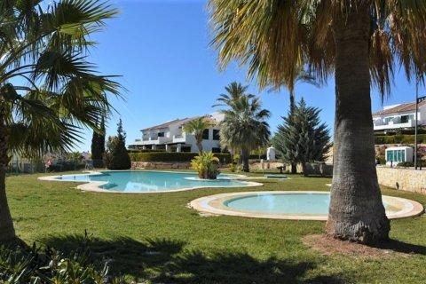 Bungalow for sale in Finestrat, Alicante, Spain 2 bedrooms, 85 sq.m. No. 50288 - photo 2