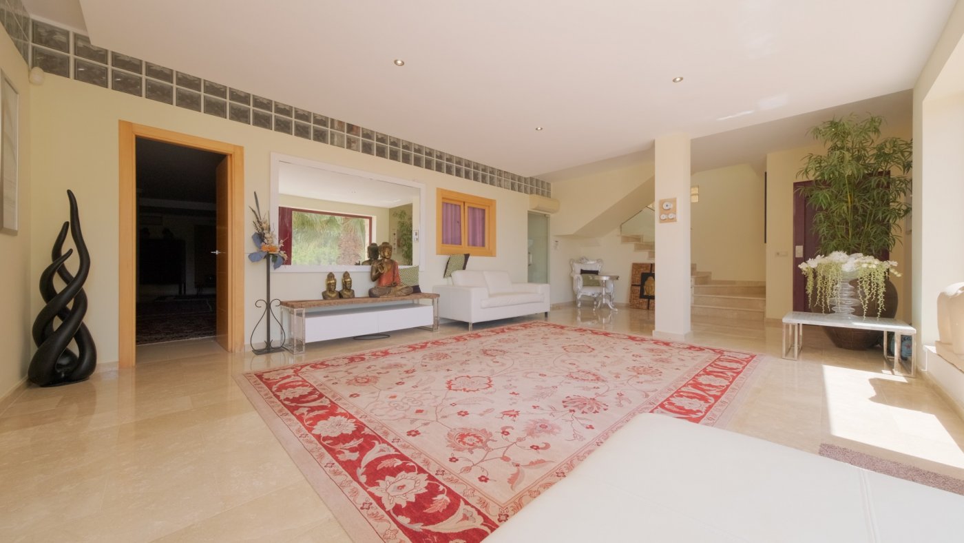 Villa in Altea La Vella, Alicante, Spain 5 bedrooms, 1900 sq.m. No. 50715