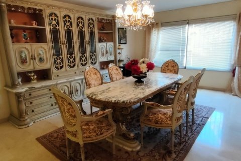 House for sale La Nucia, Alicante, Spain 5 bedrooms, 400 sq.m. No. 50156 - photo 24