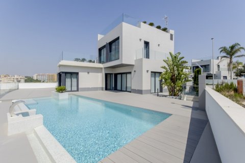 Villa for sale in Campoamor, Alicante, Spain 4 bedrooms, 194 sq.m. No. 49749 - photo 2