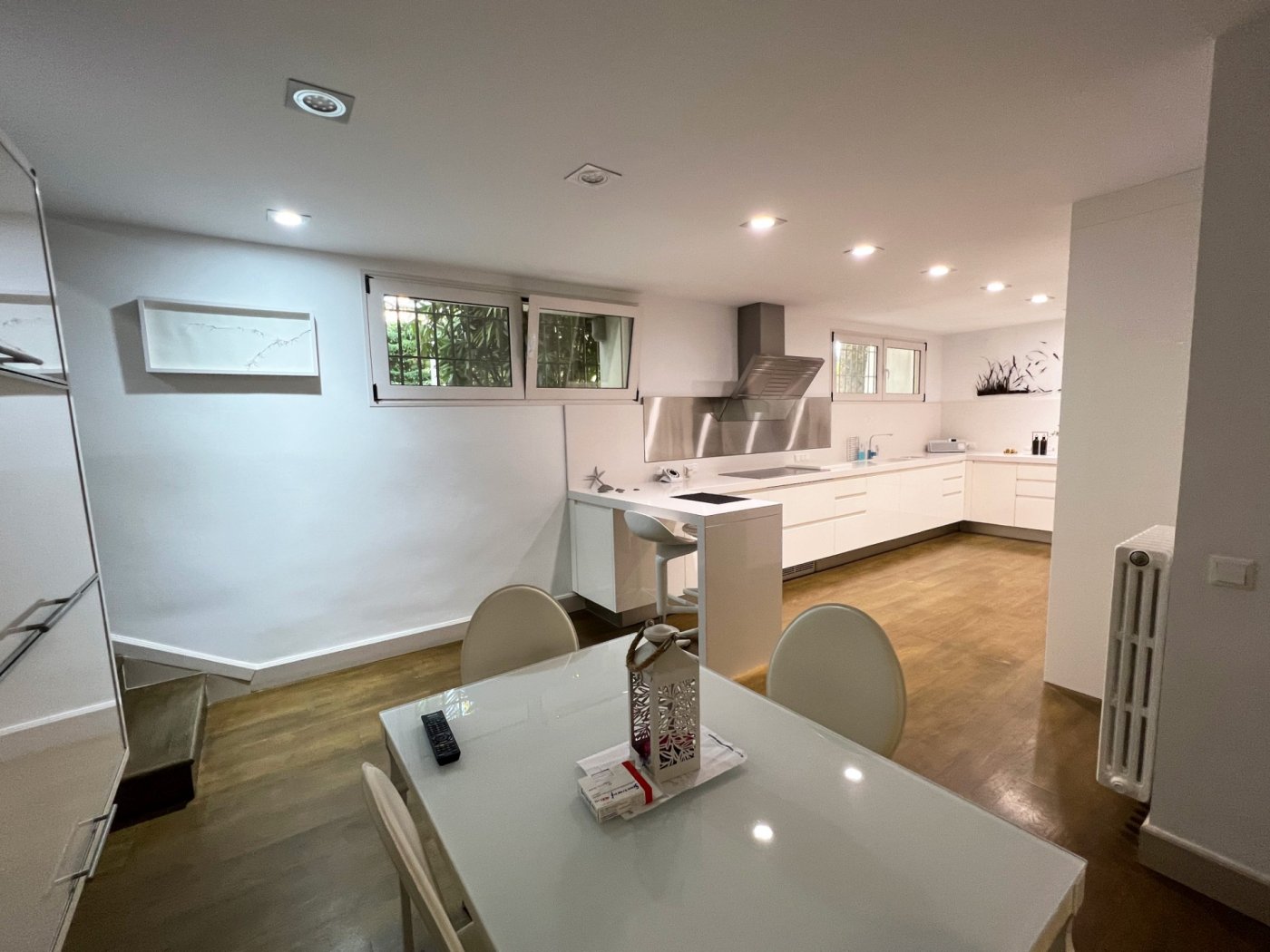 Вилла в Бенидорм, Аликанте, Испания 4 спальни, 1530м2 №50703