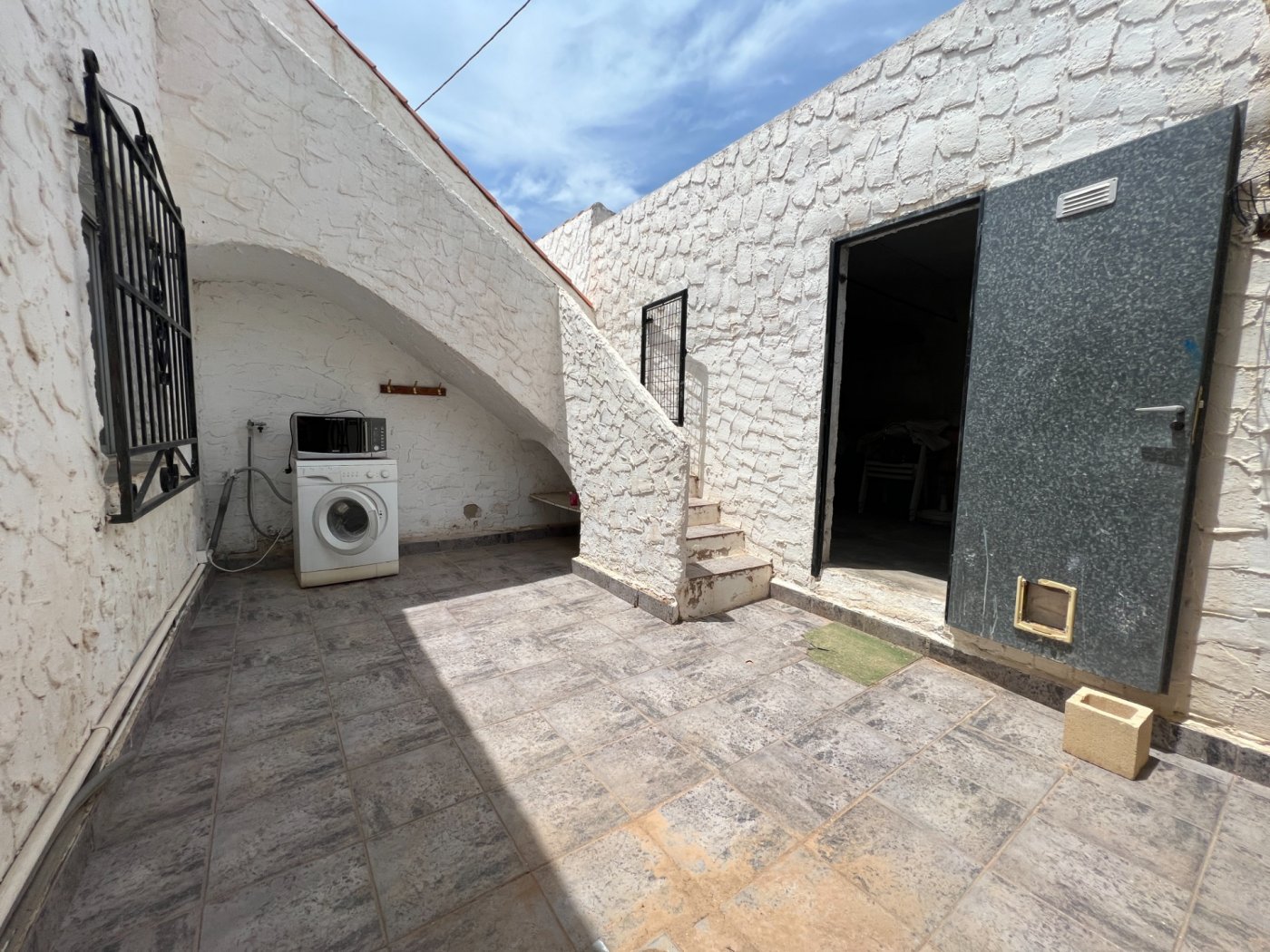 Kaupunkipientalo L'Alfàs del Pi, Alicante, Espanja 3 makuuhuonetta, 350 m2 No. 50700