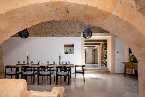 Finca for sale in Alaro, Mallorca, Spain 6 bedrooms, 990 sq.m. No. 32733 - photo 7
