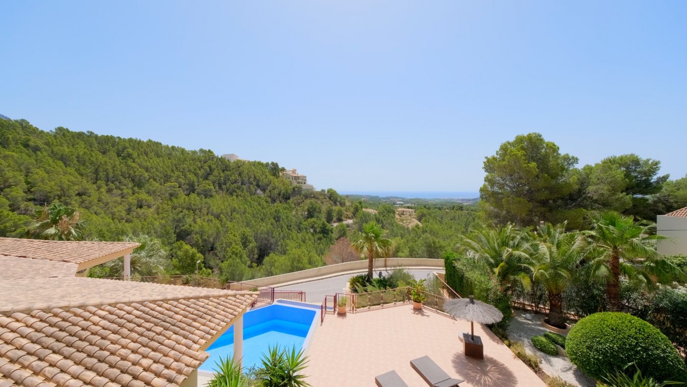 Villa in Altea La Vella, Alicante, Spain 5 bedrooms, 1900 sq.m. No. 50715