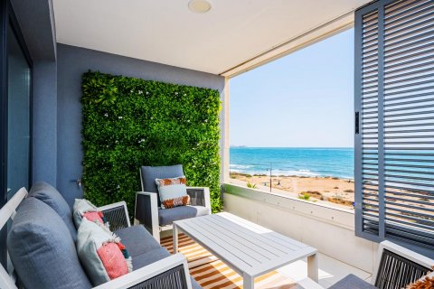 Penthouse for sale in Punta Prima, Alicante, Spain 2 bedrooms, 95 sq.m. No. 49219 - photo 8