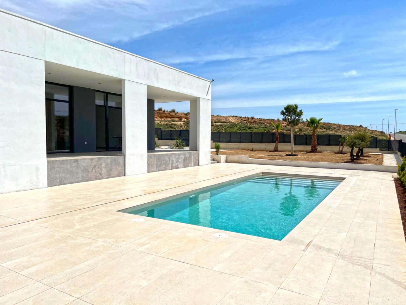 Villa a Rio Park, Alicante, Spagna 3 camere da letto, 987 mq. N° 50754