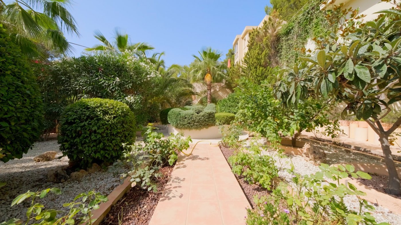 Villa in Altea La Vella, Alicante, Spain 5 bedrooms, 1900 sq.m. No. 50715