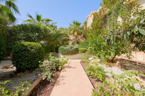 Villa for sale Altea La Vella, Alicante, Spain 5 bedrooms, 1900 sq.m. No. 50715 - photo 11