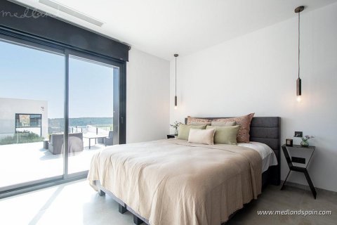 Villa for sale in Ciudad Quesada, Alicante, Spain 4 bedrooms, 250 sq.m. No. 51401 - photo 12