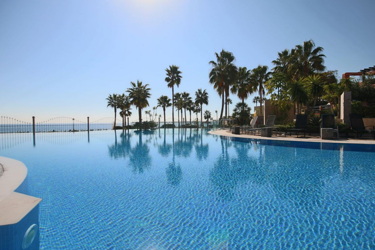 Apartament w Estepona, Malaga, Hiszpania 3 sypialnie, 183 mkw. nr 53399