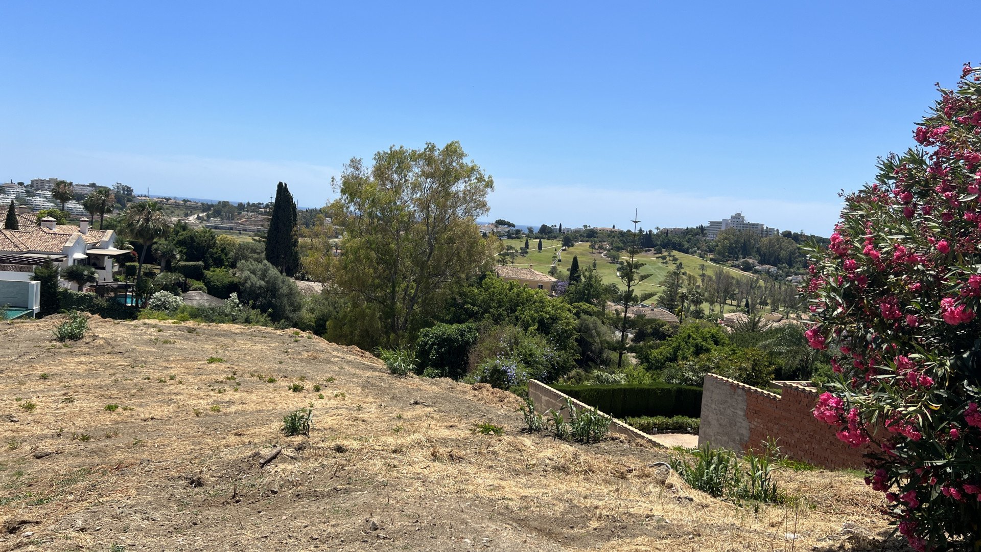 Land plot à Benahavis, Malaga, Espagne No. 53547