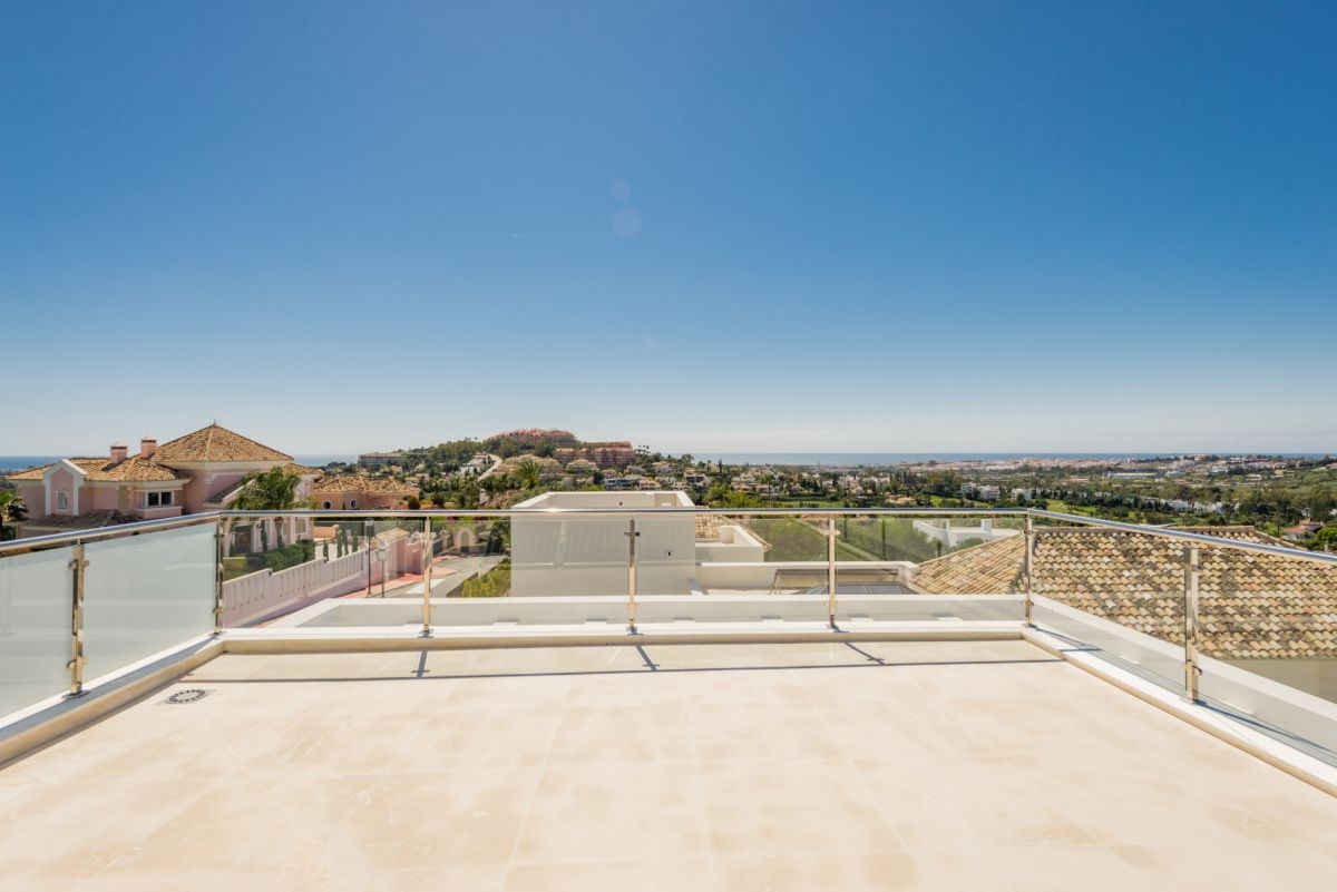 Willa w Nueva Andalucia, Malaga, Hiszpania 4 sypialnie, 749 mkw. nr 53398