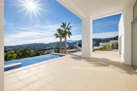 Villa for sale in Benahavis, Malaga, Spain 4 bedrooms, 288 sq.m. No. 53531 - photo 9