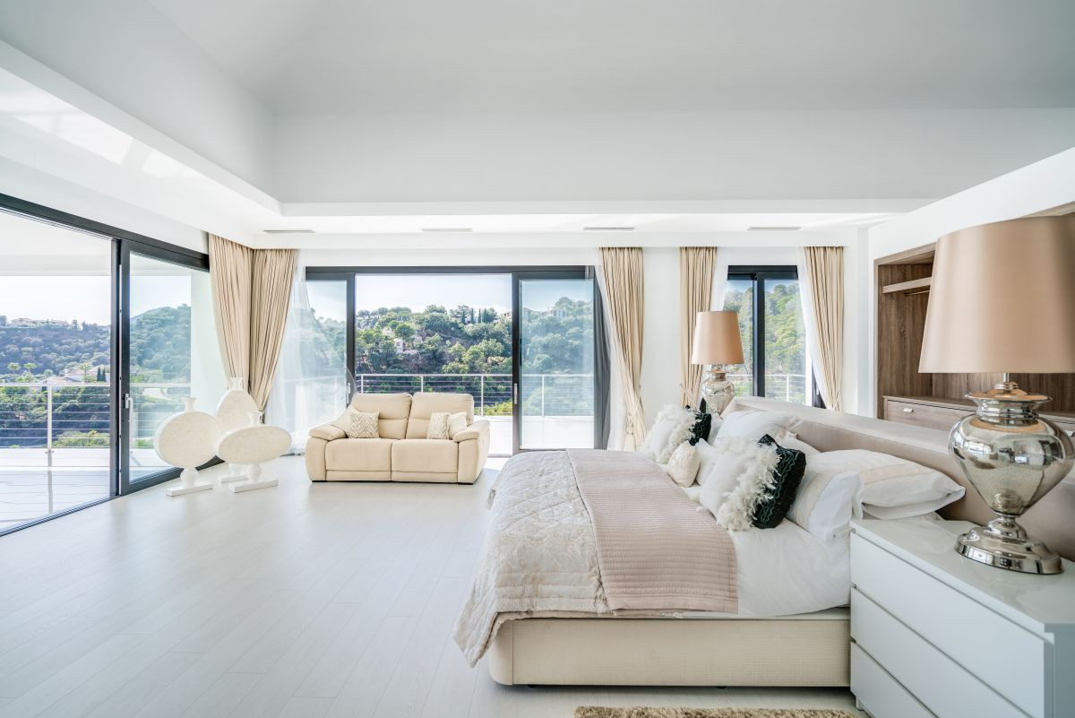 Villa i La Perla-Torremuelle, Malaga, Spanien 8 sovrum, 2500 kvm. Nr. 53369