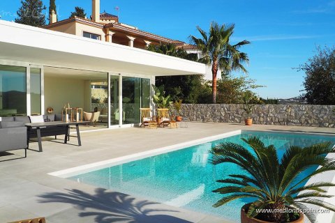 Villa for sale in Mijas, Malaga, Spain 4 bedrooms, 165 sq.m. No. 53059 - photo 2