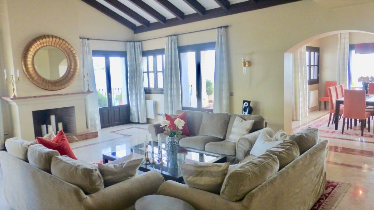 Villa a Benahavis, Malaga, Spagna 6 camere da letto, 950 mq. N° 53379