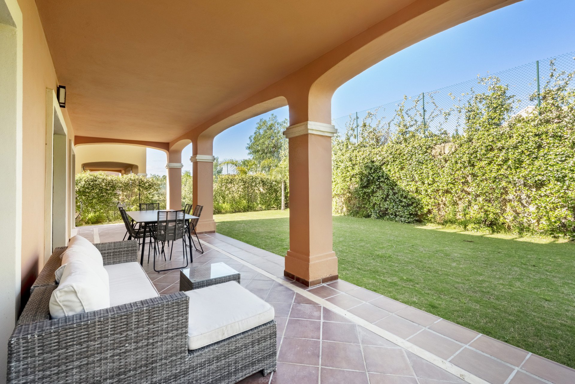 Villa in Arroyo Vaquero, Malaga, Spain 3 bedrooms, 336 sq.m. No. 53561
