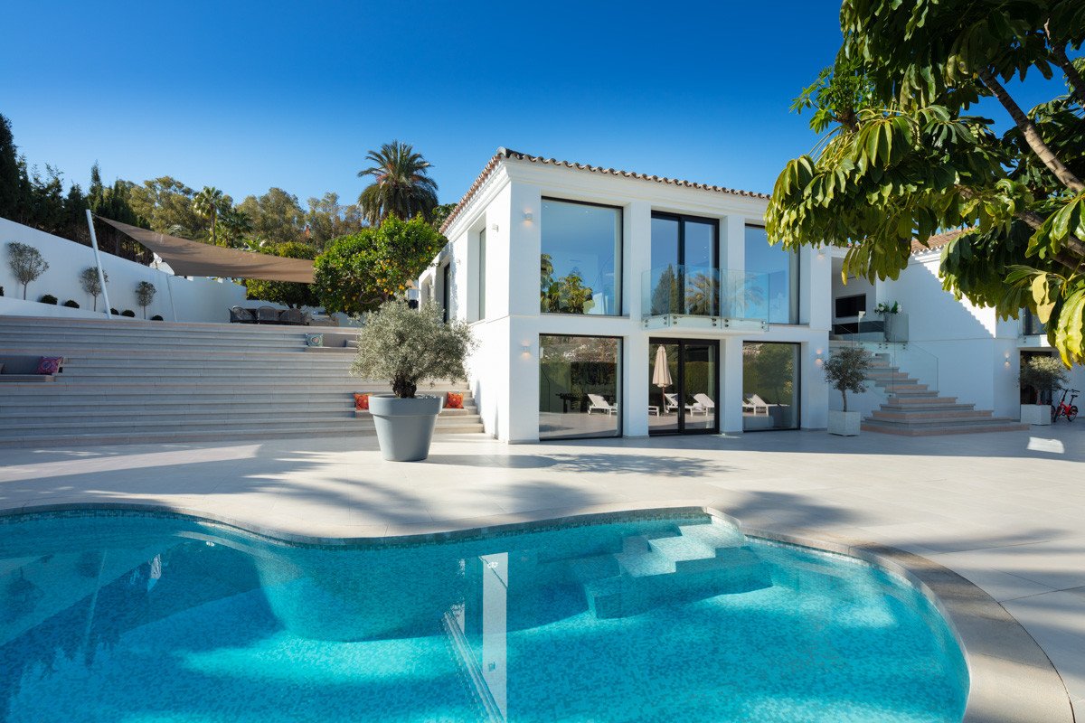 Villa Nueva Andalucia, Malaga, Spānijā 4 istabas, 350 m2 Nr. 53504
