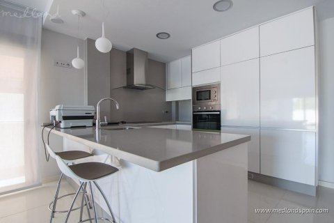 Apartment for sale in Punta Prima, Menorca, Spain 3 bedrooms, 84 sq.m. No. 52452 - photo 3