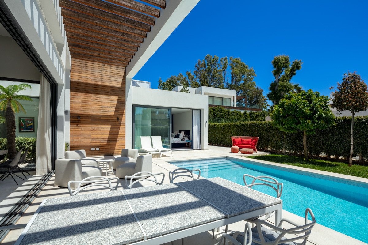 Willa w Estepona, Malaga, Hiszpania 4 sypialnie, 315 mkw. nr 53553