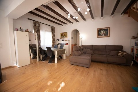 Villa for sale in Salou, Tarragona, Spain 2 bedrooms, 105 sq.m. No. 53615 - photo 2