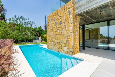 Villa for sale in Manchones Nagueles, Malaga, Spain 5 bedrooms, 672 sq.m. No. 53557 - photo 4