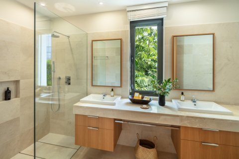 Villa for sale El Herrojo, Malaga, Spain 6 bedrooms, 850 sq.m. No. 53583 - photo 8
