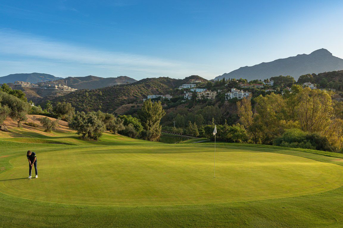 Lägenhet i La Quinta, Malaga, Spanien 3 sovrum, 105 kvm. Nr. 53408