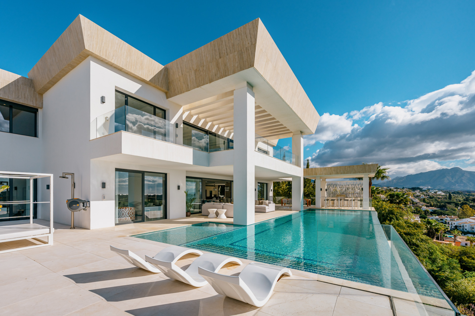 Villa en Benahavís, Málaga, España 7 dormitorios, 1780 m2 No. 53507