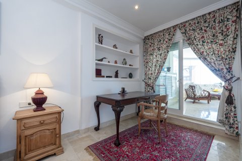 Apartment for sale in Marbella, Malaga, Spain 2 bedrooms, 124 sq.m. No. 53526 - photo 17