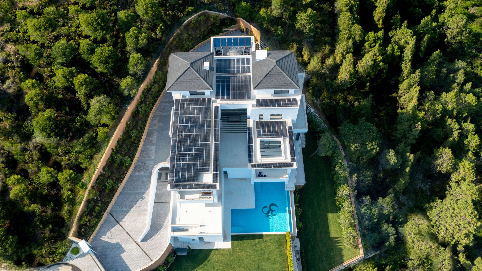 Villa in Benahavis, Malaga, Spanien 12 Schlafzimmer, 1339 m2 Nr. 53529