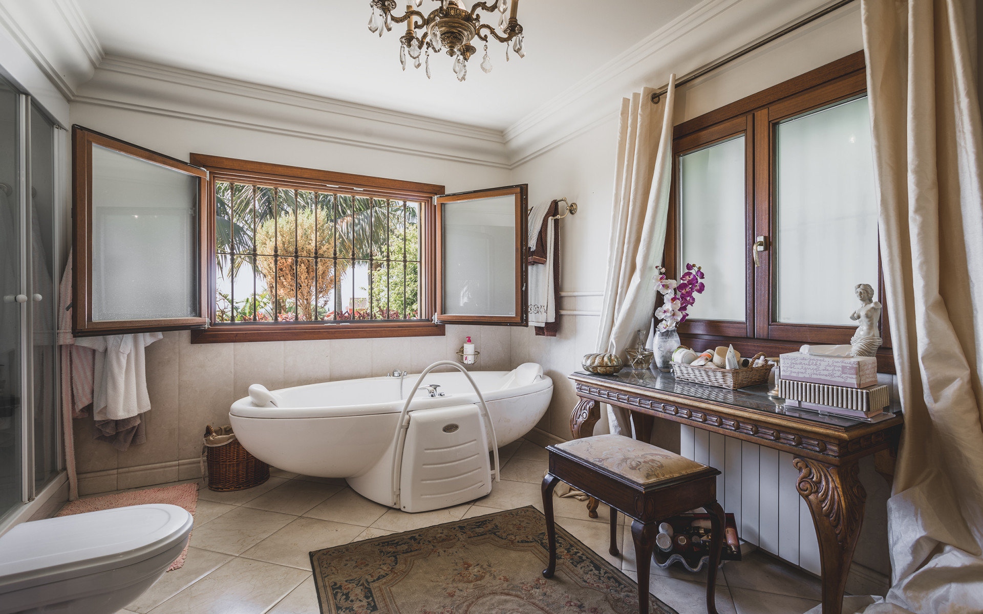 Villa Marbella, Malaga, Spānijā 4 istabas, 764 m2 Nr. 53519