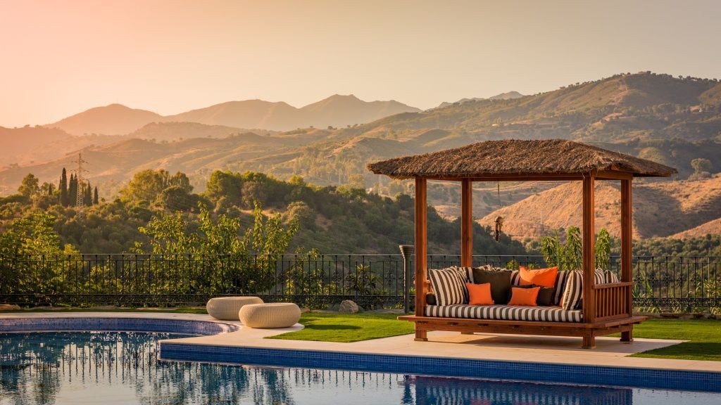 Huvila Hacienda Las Chapas, Malaga, Espanja 7 makuuhuonetta, 1190 m2 No. 53469