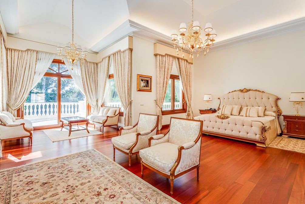 Villa a Guadalmina, Malaga, Spagna 8 camere da letto, 2119 mq. N° 53472