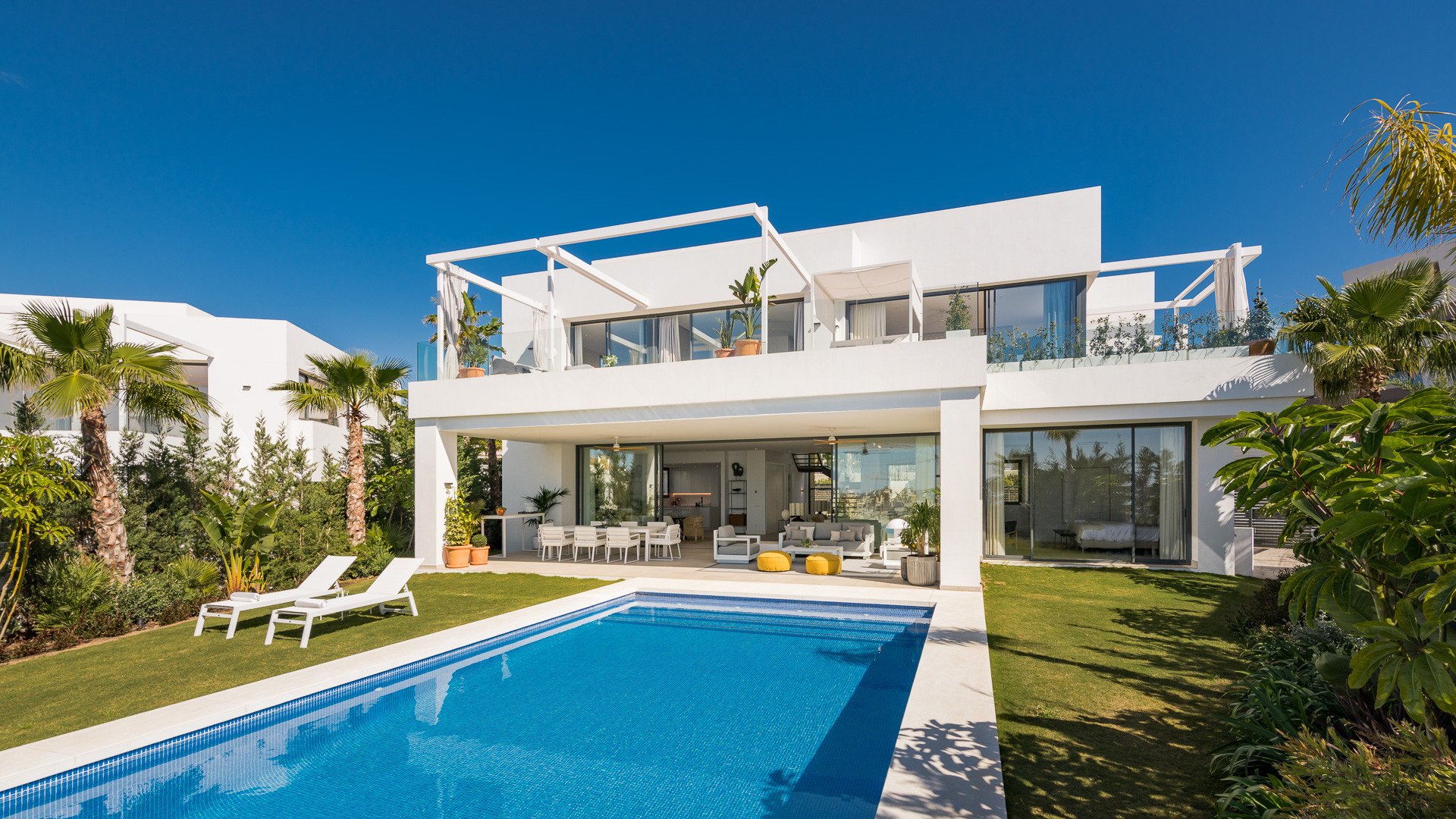 Villa Cabopino, Malaga, Spānijā 5 istabas, 635 m2 Nr. 53568