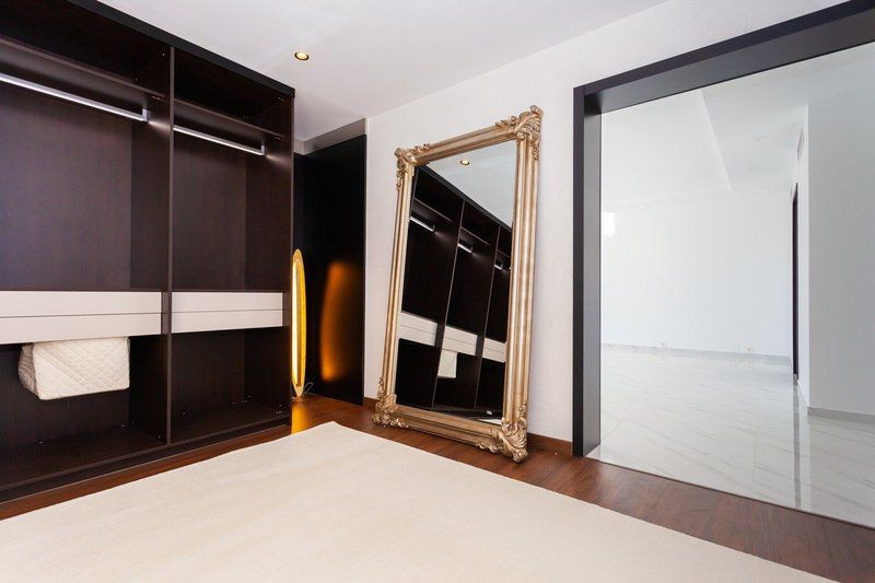 Villa a Marbella, Malaga, Spagna 5 camere da letto, 597 mq. N° 53440