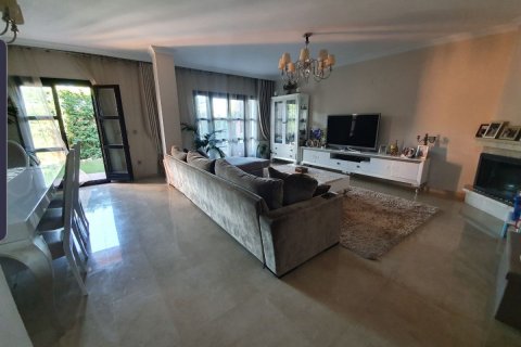 Townhouse for sale in Guadalmina, Malaga, Spain 4 bedrooms, 349 sq.m. No. 53434 - photo 2