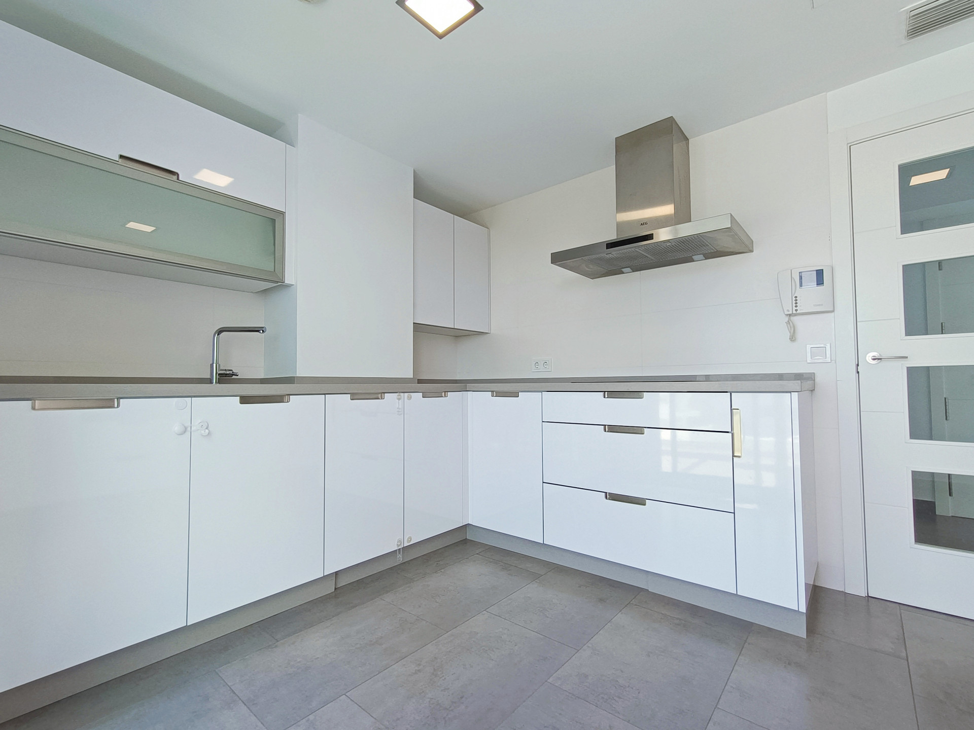 Attico a Estepona, Malaga, Spagna 2 camere da letto, 120 mq. N° 53573