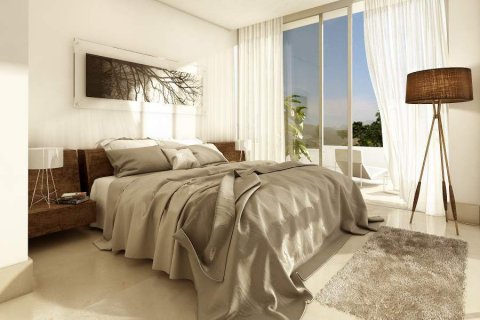 Villa for sale in Rio Real, Malaga, Spain 4 bedrooms, 200 sq.m. No. 53459 - photo 4