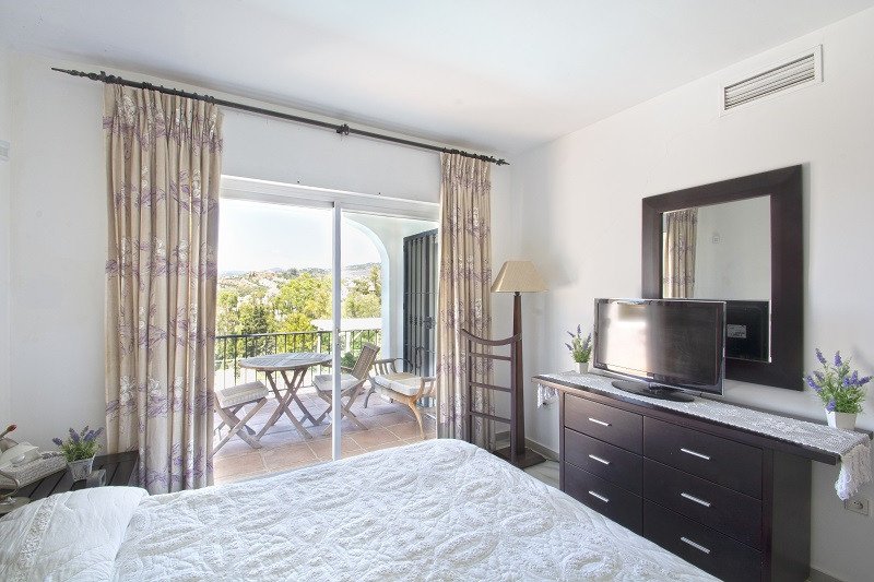 Villa en Nueva Andalucía, Málaga, España 5 dormitorios, 400 m2 No. 53559