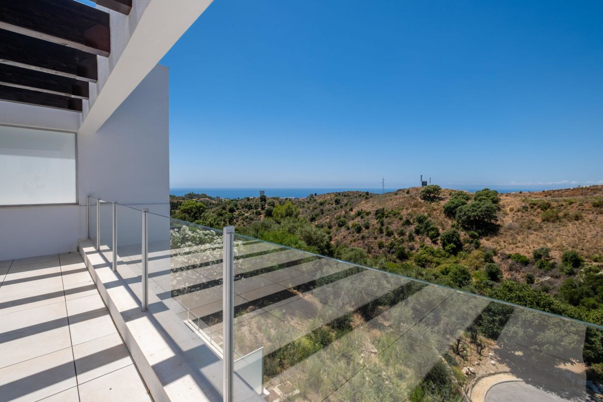 Duplex a Marbella, Malaga, Spagna 3 camere da letto, 177 mq. N° 53444