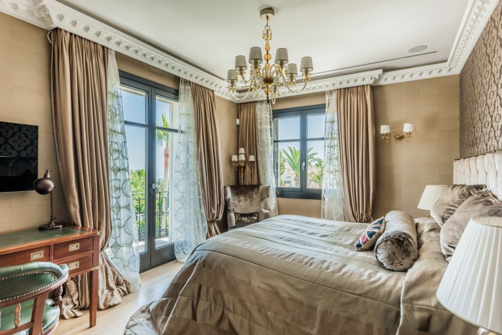 Huvila Hacienda Las Chapas, Malaga, Espanja 7 makuuhuonetta, 1190 m2 No. 53469