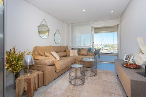 Apartment for sale in Villamartin, Alicante, Spain 3 bedrooms, 71 sq.m. No. 37924 - photo 5