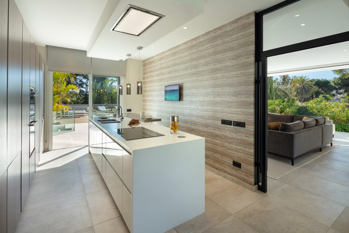 Huvila Nueva Andalucia, Malaga, Espanja 5 makuuhuonetta, 441 m2 No. 53523