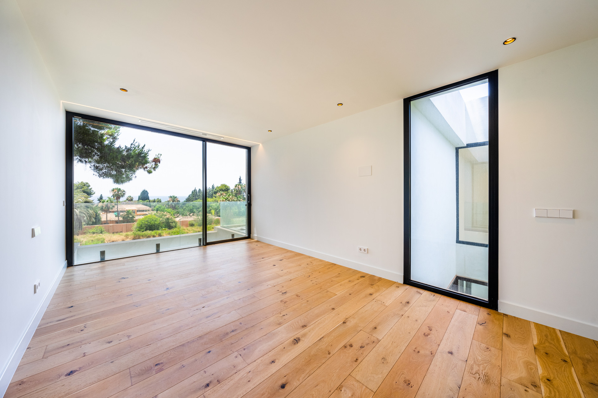 Villa i Manchones Nagueles, Malaga, Spanien 5 sovrum, 672 kvm. Nr. 53557