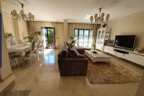 Townhouse for sale in Guadalmina, Malaga, Spain 4 bedrooms, 349 sq.m. No. 53434 - photo 9
