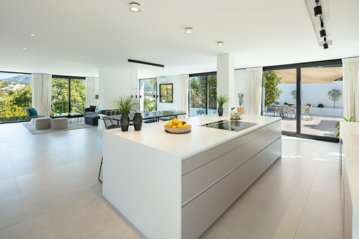 Villa Nueva Andalucia, Malaga, Spānijā 4 istabas, 350 m2 Nr. 53504