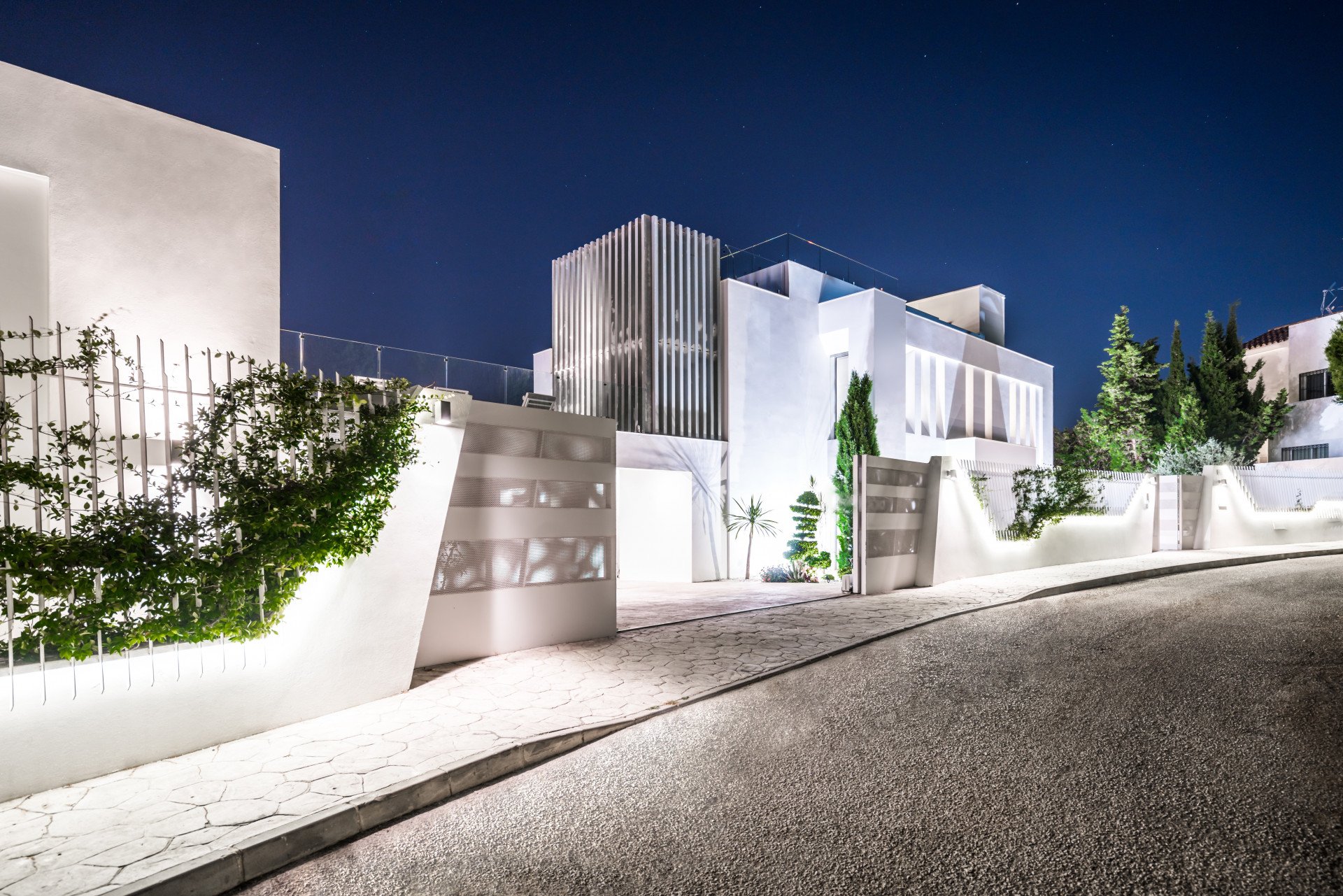 Villa in Nueva Andalucia, Malaga, Spain 11 bedrooms, 1150 sq.m. No. 53506
