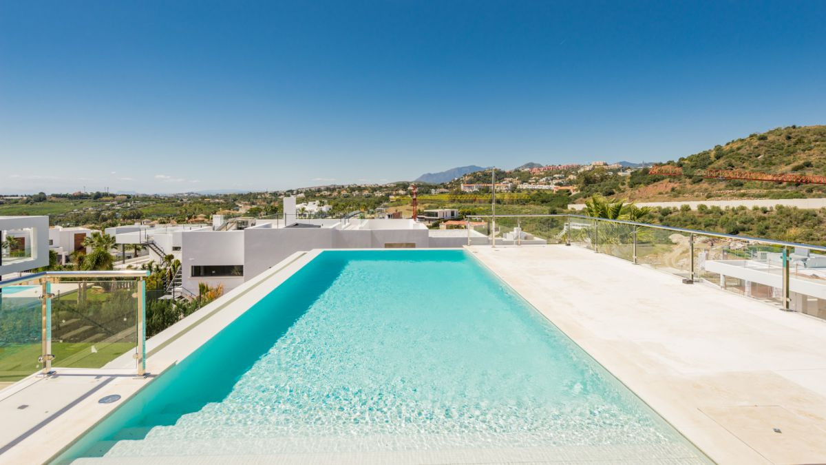 Willa w Nueva Andalucia, Malaga, Hiszpania 4 sypialnie, 749 mkw. nr 53398