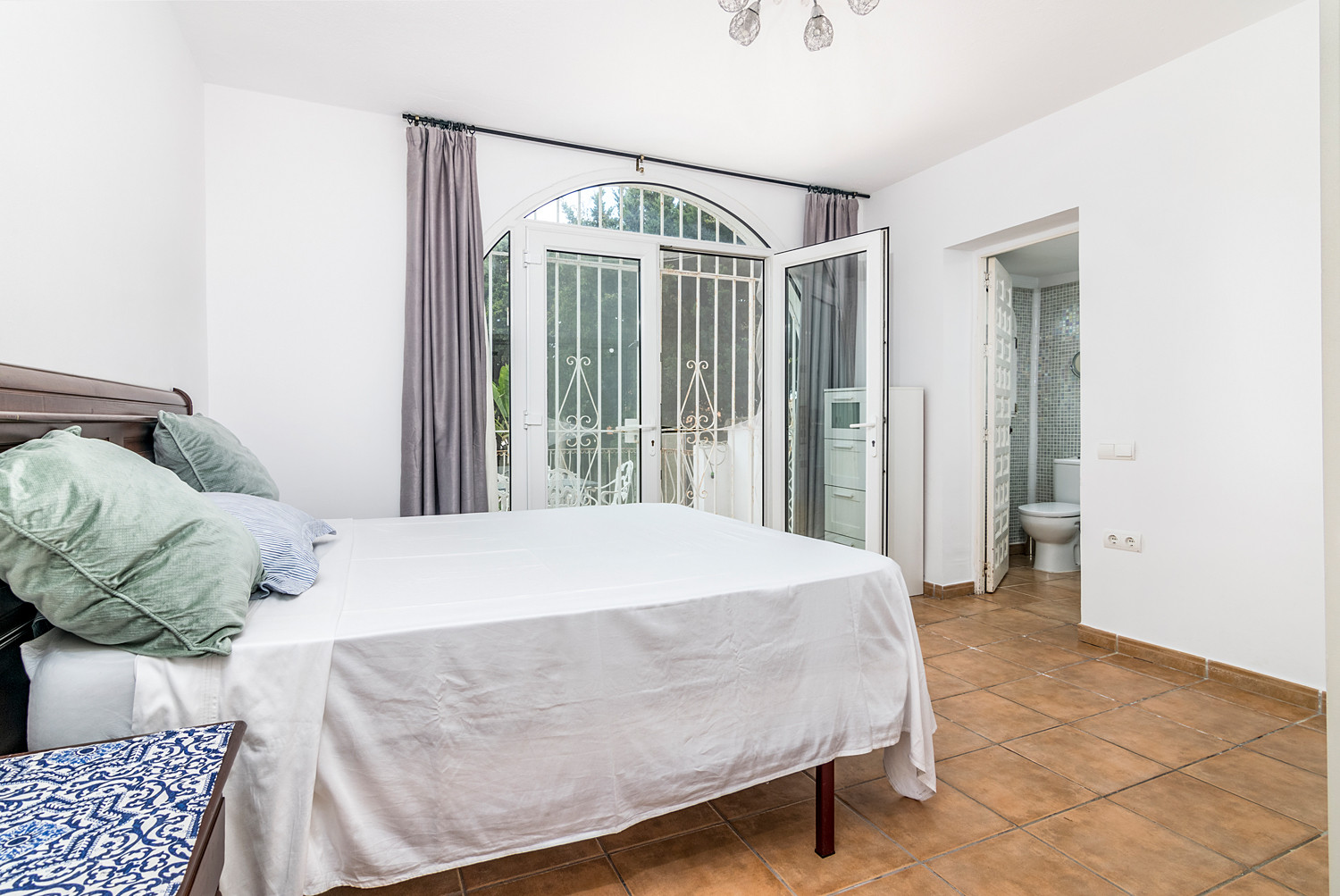Villa in Estepona, Malaga, Spanien 4 Schlafzimmer, 313 m2 Nr. 53533